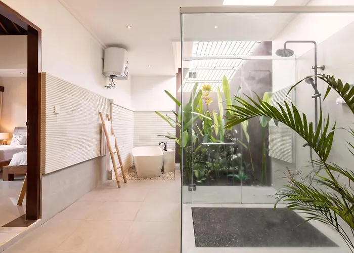Lapiz Lazuli Seminyak (Bali)