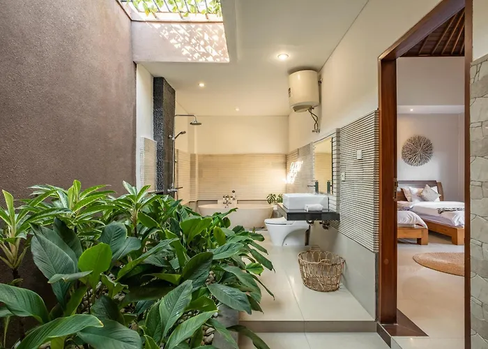Lapiz Lazuli * Seminyak (Bali)